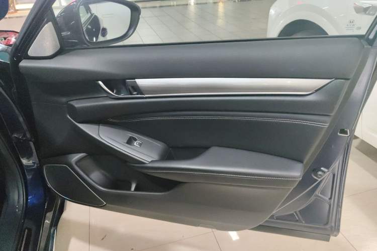 Used Honda Inspire 2019 260TURBO Elegant Edition China VI Emission Standard