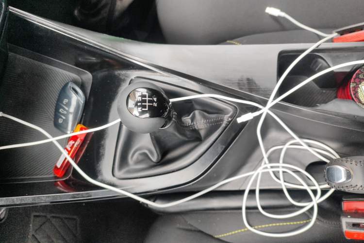 Used Roewe i5 2021 1.5L Manual Platinum Edition