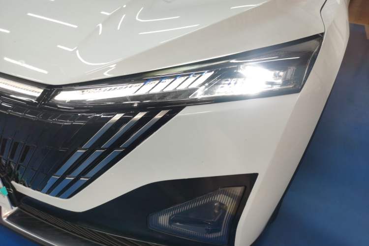 Used Dongfeng Aeolus Mage 2023 DH-i 1.5T Prestige Edition