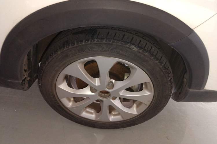 Used BAIC New Energy EC5 2019 New Style Edition Right Front Wheel Hub