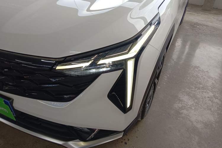 Used Geely Auto Emgrand X7 Sport 2024 1.5TD Smart Connect+