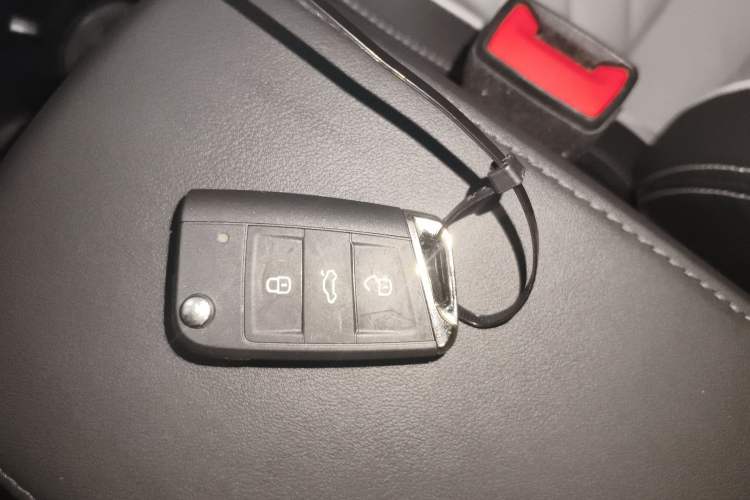 Used Volkswagen Tayron 2023 280TSI Two-Wheel-Drive Luxury Plus Advanced Version Vehicle Key