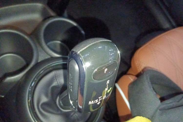 Used MINI 2023 2.0T COOPER S Artist Gear Lever