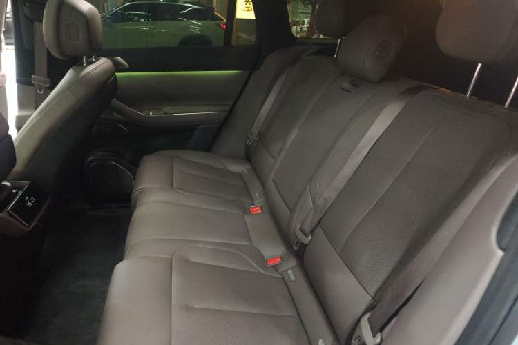 Used Nio ES7 2022 75 kWh Left Rear Seat