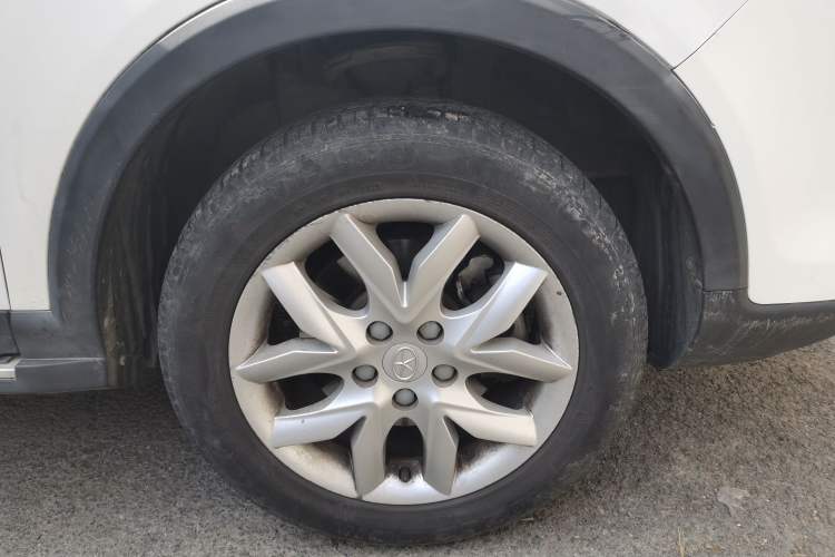 Used JAC Refine S3 2015 1.5L Manual Luxury Smart Deluxe Edition
