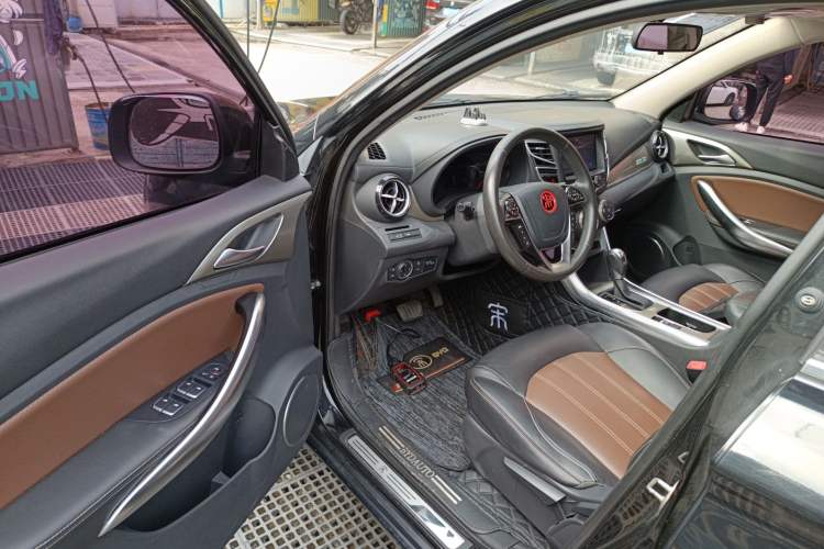 Used BYD Song 2018 1.5TID Automatic Smart Connect Prestige Model
