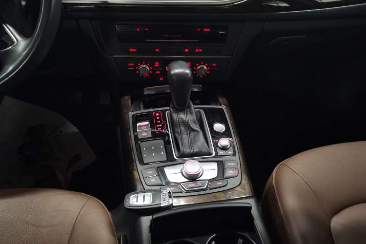 Used Audi A6L 2018 30th Anniversary Edition 35 TFSI Fashion Model