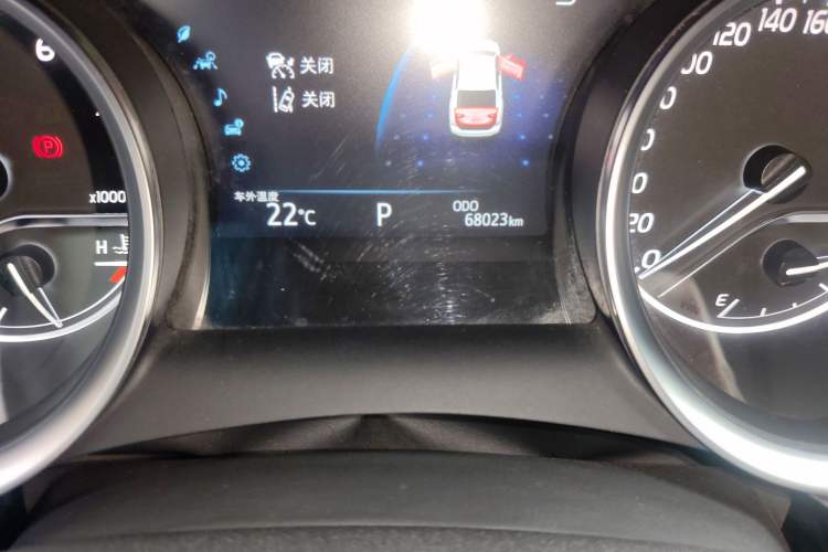 Used Toyota Camry 2018 2.0G Luxury Edition
