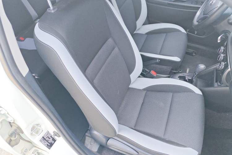 Used Toyota YARiS L Zhi Xuan 2020 1.5L CVT Leading Edition