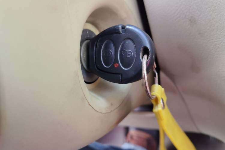 Used Chery QQ3 2012 Stylish Edition 1.0L Manual Start-Up Model