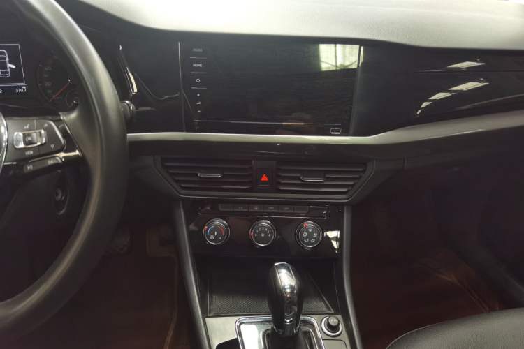 Used Volkswagen Bora 2021 1.5L Automatic Comfort Smart Connect Edition
