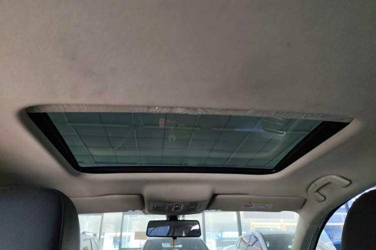 Used Volkswagen Lavida 2022 1.5L Automatic Comfort Edition Headliner