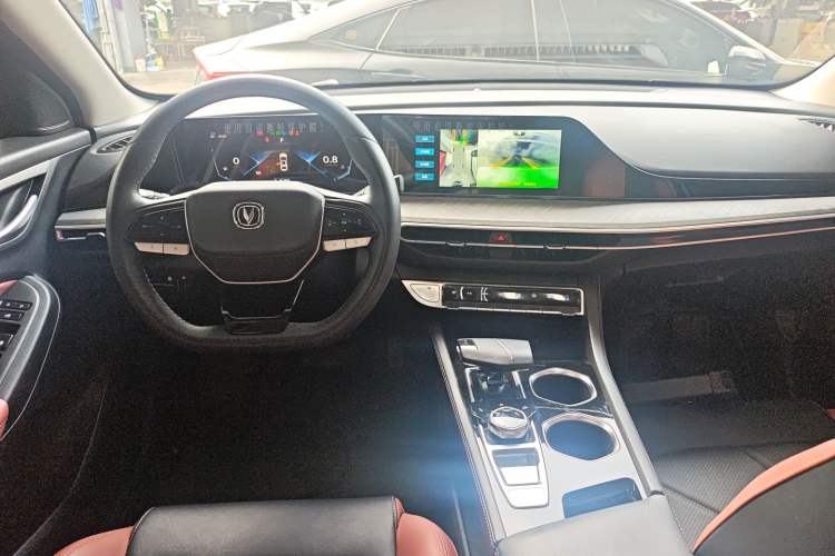 Used CHANGAN Eado 2022 PLUS Blue Whale NE 1.4T GDI DCT Flagship Edition
