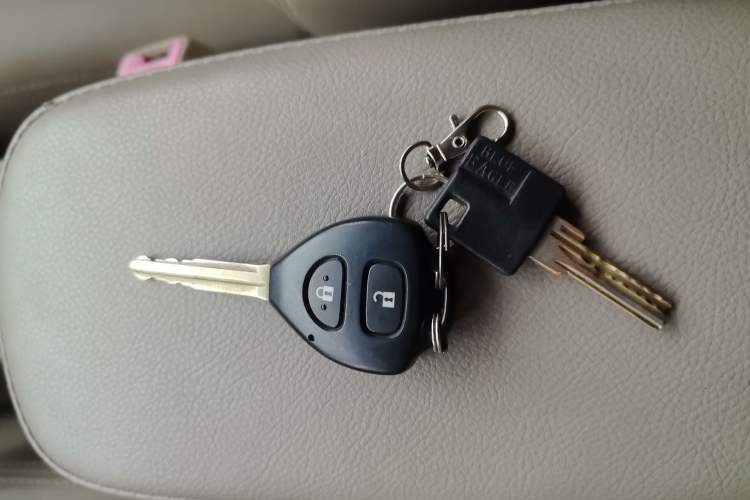 Used Toyota Corolla 2009 1.8L Automatic GLX-i Special Commemorative Edition Vehicle Key