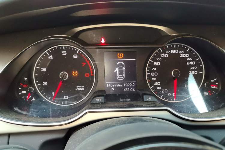 Used Audi A4L 2013 35 TFSI Automatic Standard Model Instrument Cluster