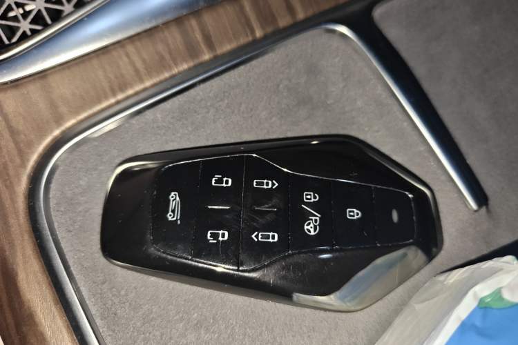 Used Hycan V09 2023 Luxury Edition 762
