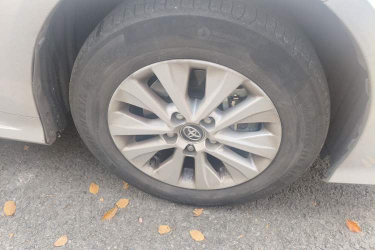 Used Toyota Corolla 2021 TNGA 1.5L Manual Pioneer Edition Right Front Wheel Hub