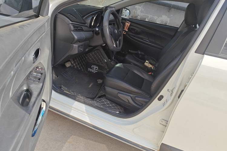 Used Toyota YARiS L Zhi Xuan 2022 X-Trail 1.5L CVT Leading PLUS Edition