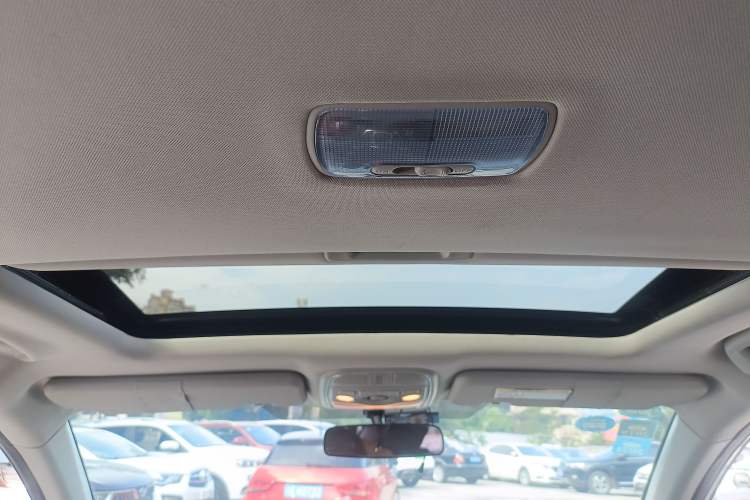 Used Haval H6 2016 Upgraded Model 1.5T Automatic Two-Wheel Drive Elite Version