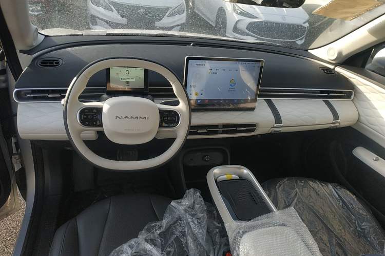 Used Dongfeng NAMMI 01 2024 New Edition 330 Plus Smart+
