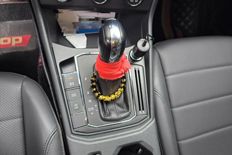 Used Volkswagen Lavida 2018 1.5L Automatic Comfort Edition China V Standard Gear Lever