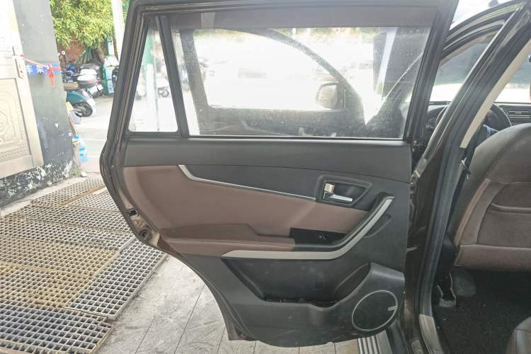 Used Land X5 2016 Plus 1.5T CVT Leading Edition
