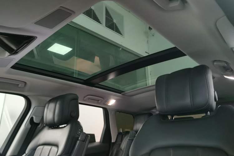 Used Land Rover Range Sport 2020 3.0 L6 SE
