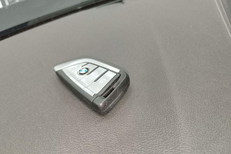 Used BMW 5 Series New Energy 2021 535Le M Sport Package Vehicle Key