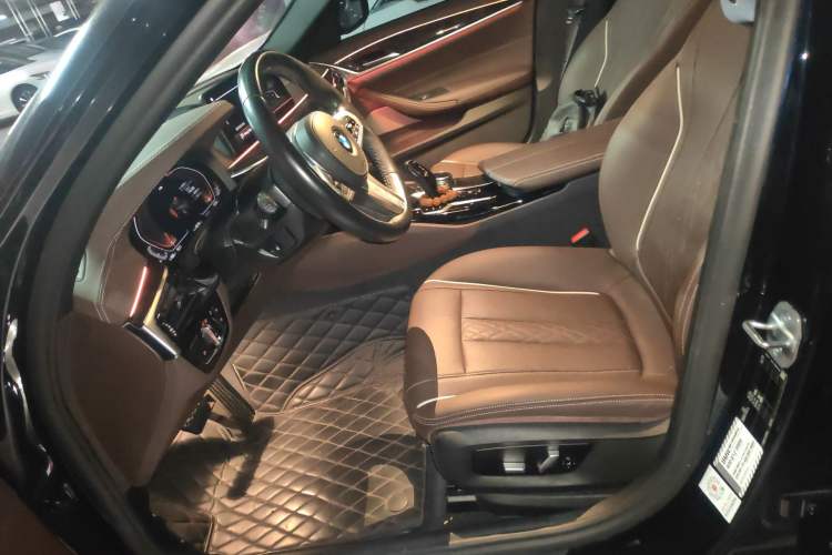 Used BMW 5 Series 2022 Restyled 525Li M Sport Package Left Front Seat