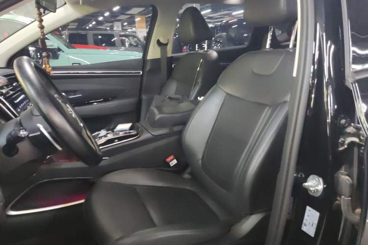 Used Hyundai Tucson 2023 Tucson L 1.5T Automatic Two-Wheel Drive LUX Prestige Edition Left Front Seat