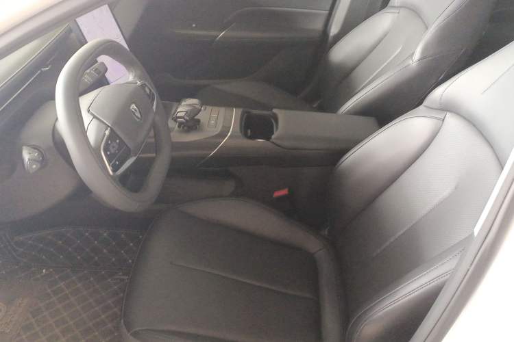 Used CHANGAN Eado DD 2023 Blue Whale NE 1.5T GDI DCT Prestige Model
