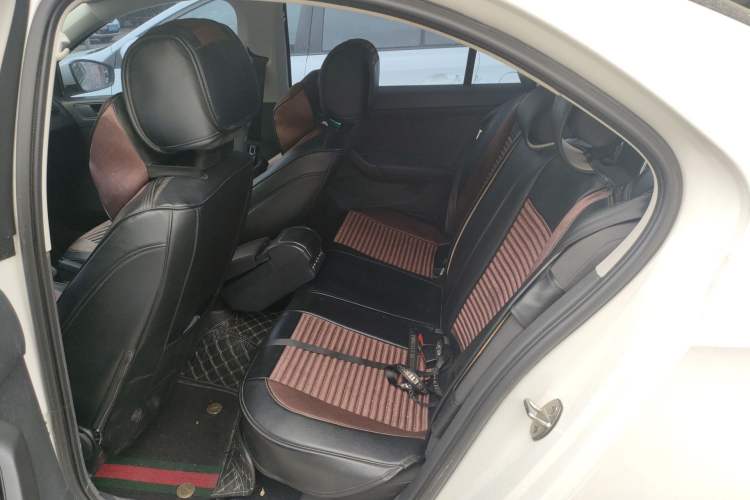 Used Volkswagen Santana 2021 1.5L Automatic Fashion Edition Left Rear Seat