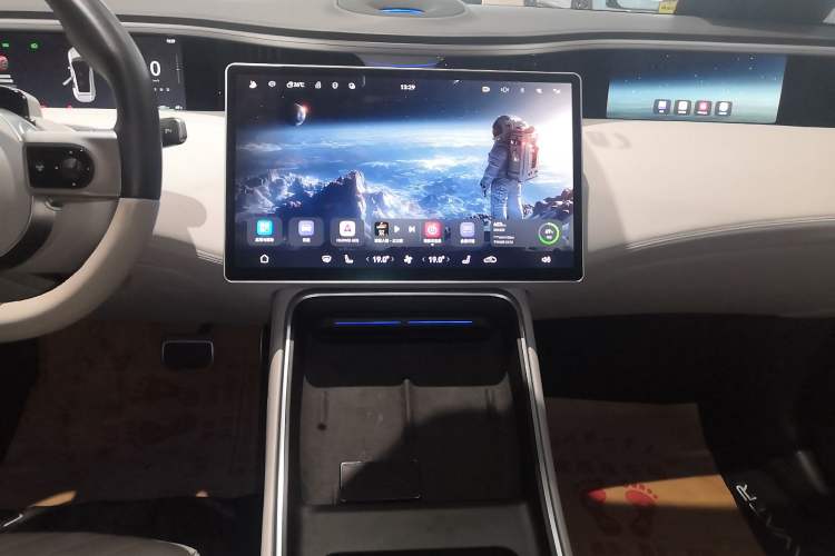 Used Avatr 11 2022 Long-Range Dual-Motor Version 4 Seats