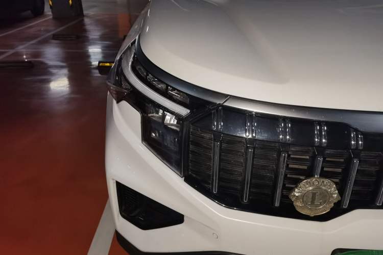 Used Kia Sportage R 2021 Ace 2.0L Splendid Edition Right Front Headlight