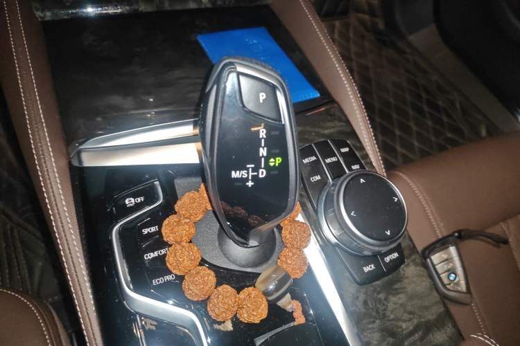 Used BMW 5 Series 2022 Restyled 525Li M Sport Package Gear Lever