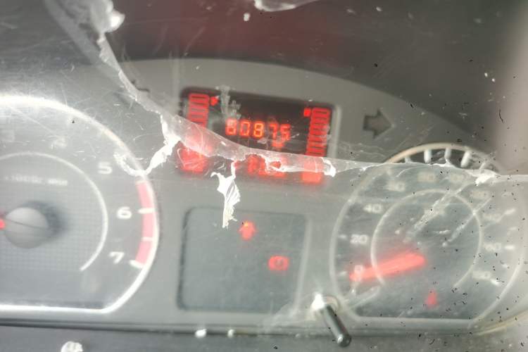 Used Wuling Hongguang V 2019 1.5L Jingqu Edition Sealed-Window Vehicle China VI LAR
