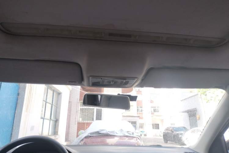 Used Volkswagen Santana 2013 1.4L Manual Comfort Edition