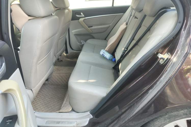 Used Geely Auto Emgrand 2014 Sedan 1.5L Manual Elite Model