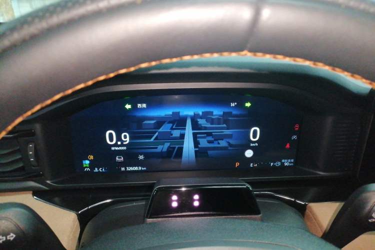 Used Ford Explorer 2024 2.3T EcoBoost Kunlun Peak Edition 7-Seater
