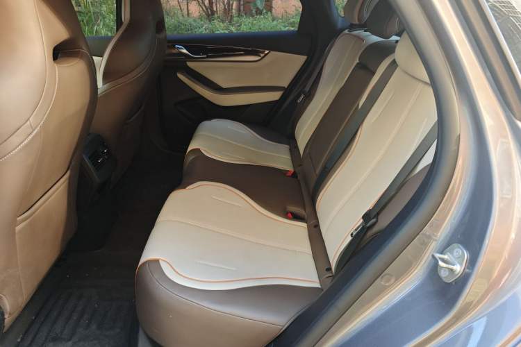 Used BYD Qin PLUS 2024 Honor Edition EV 420KM Leading Model
