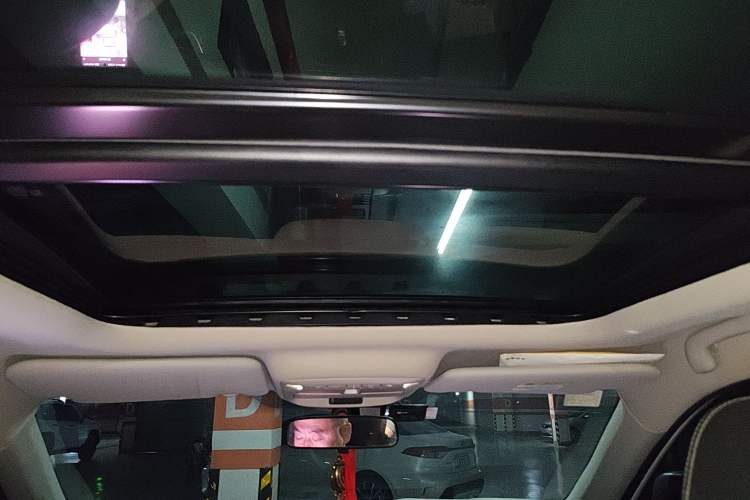 Used Renault Koleos 2018 2.0L Two-Wheel-Drive Luxury Edition