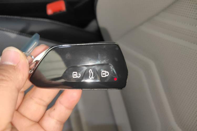 Used Volkswagen Tayron 2025 Tiguan L 380TSI 4Motion Luxury