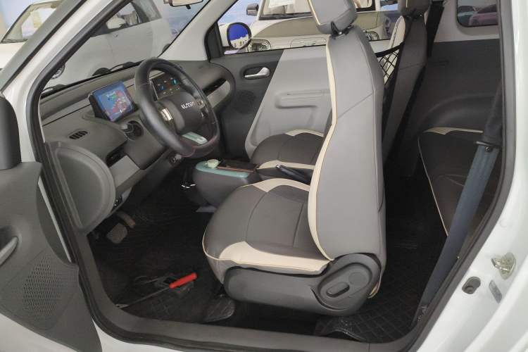 Used CHANGAN NEVO Lumin 2022 155 km – Refreshingly Sweet Edition
