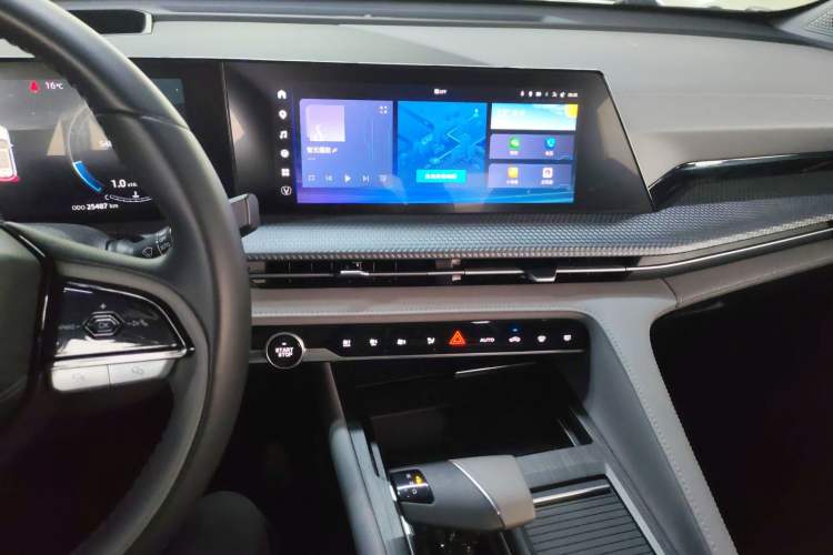 Used CHANGAN CS75 PLUS 2022 2nd Generation 1.5T Automatic Pilot Version
