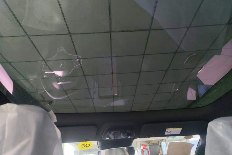 Used Volvo EX30 2025 Rear-Drive Long-Range Version Ultra