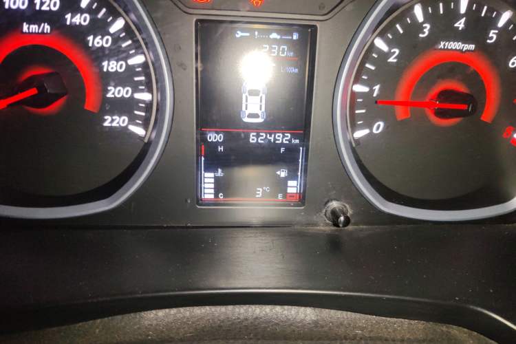 Used Soueast DX3 2016 1.5L Manual Luxury Edition