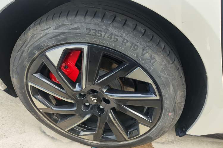 Used Dongfeng eπ eπ007 2024 530 Pro Version
