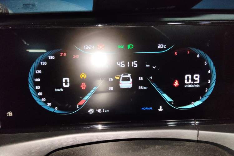 Used CHANGAN Eado 2022 PLUS 1.6L GDI Manual Luxury Model Instrument Cluster