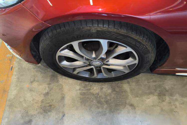 Used Mercedes-Benz C-Class 2016 C 180 L Sport Edition Left Front Wheel Hub