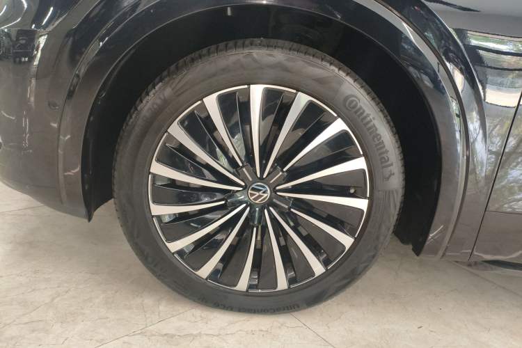 Used Volkswagen Viloran 2020 380TSI Prestige Edition Left Front Wheel Hub